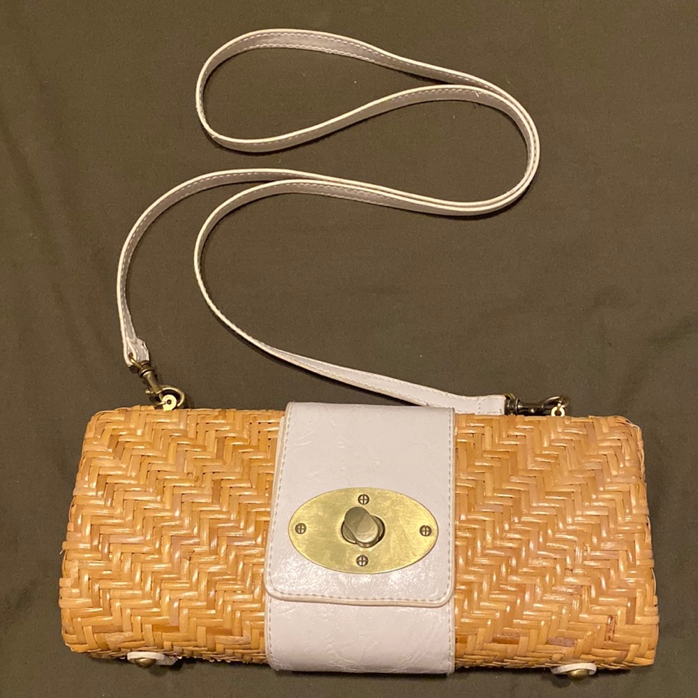 Kelly & Katie Clutch w/Optional Strap